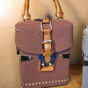 Brown crossbody bag